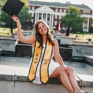 Meet your Posher, Julia